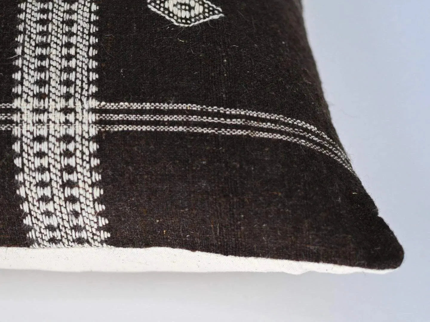 Steven Woven Pillow Cover - Maple Village Lane