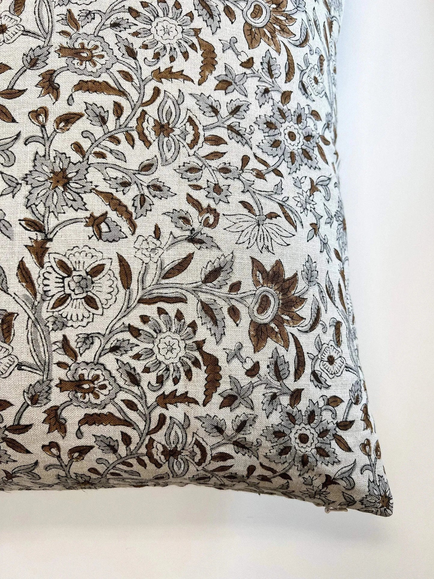 Cassana Pillow Cover - Maple Village Lane