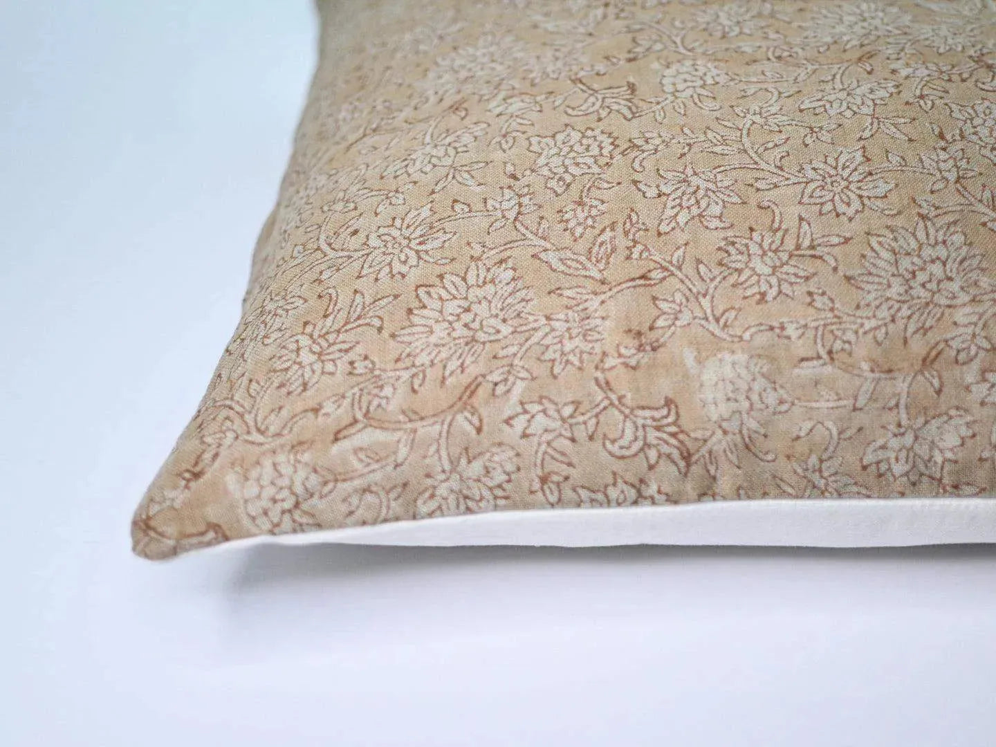 Abbey Pillow Cover - Maple Village Lane