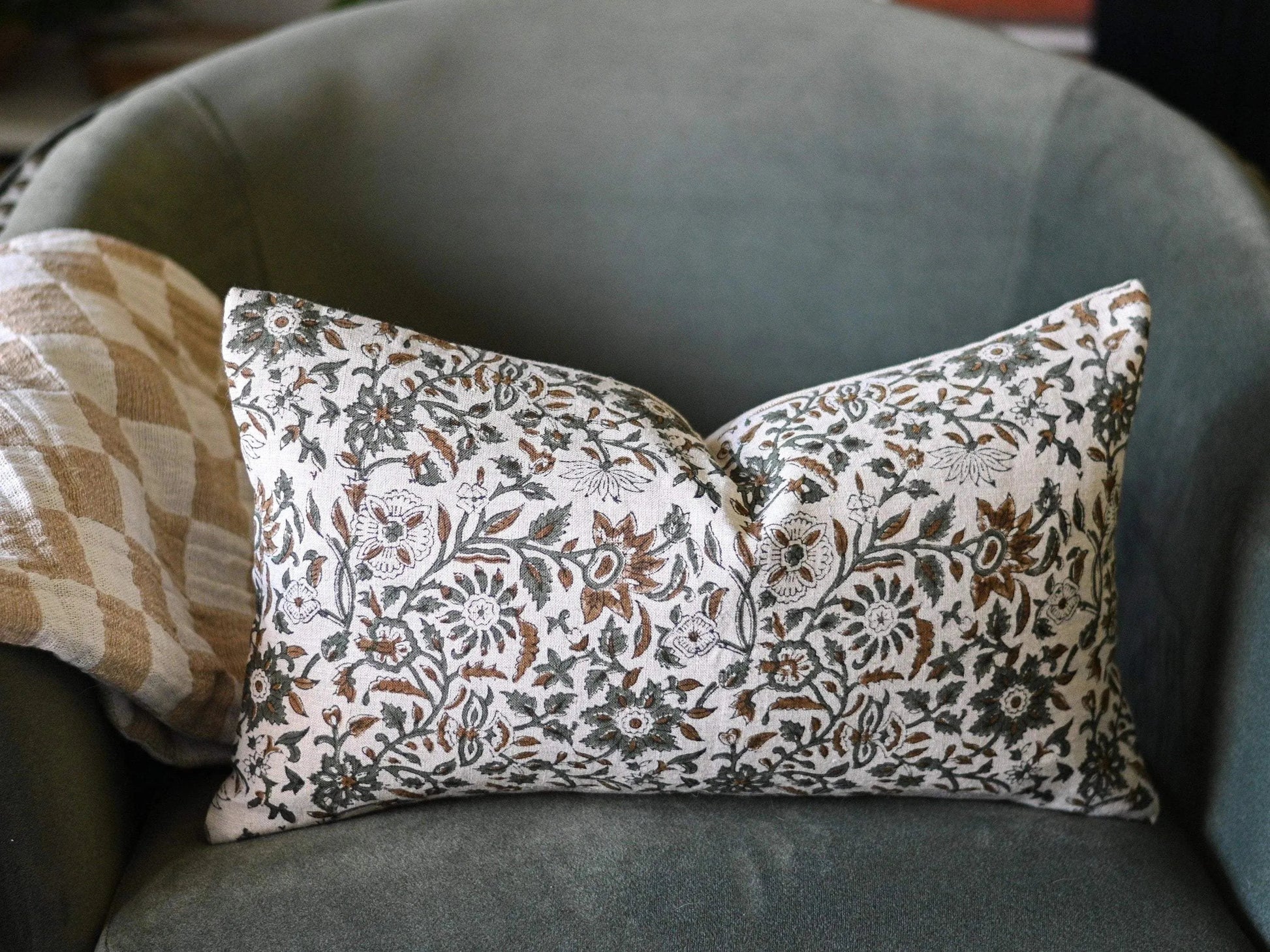 Mira Pillow Cover - Maple Village Lane