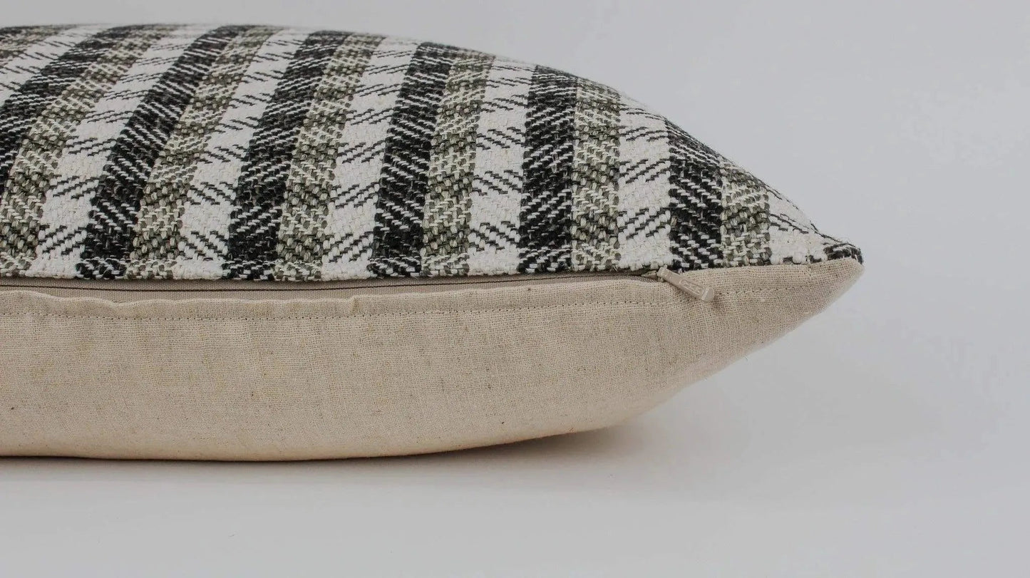 Magnus Woven Pillow Cover - Maple Village Lane