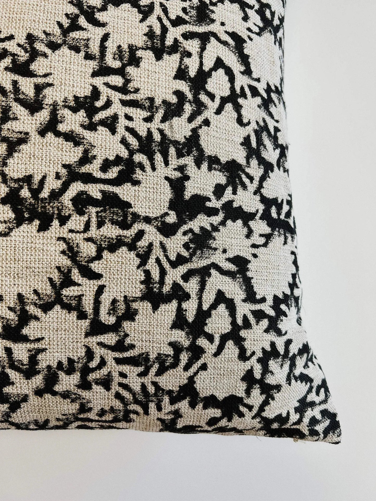 Francis Woven Pillow Cover - Maple Village Lane