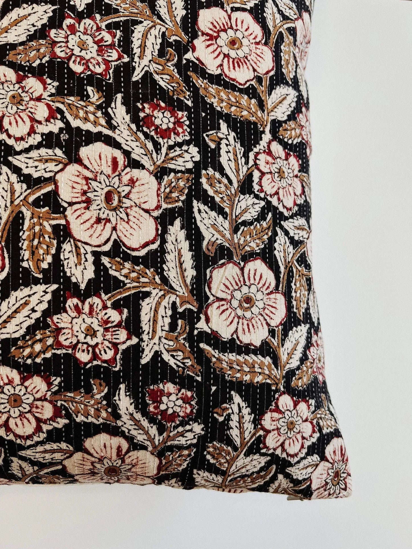 Thea Woven Pillow Cover - Maple Village Lane