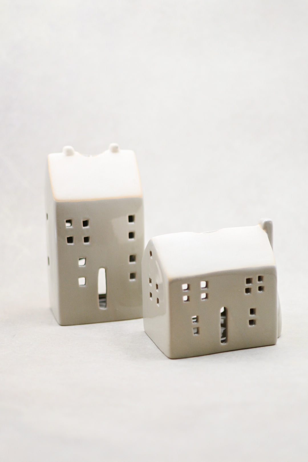 Neutral Ceramic House, 2 Styles