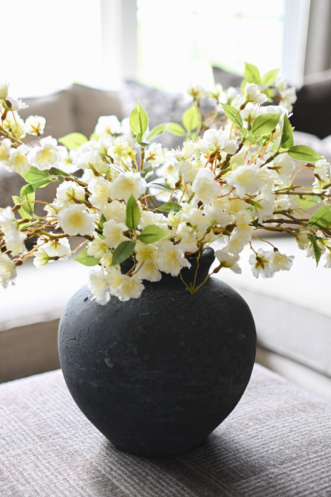 Black Textured Round Pot