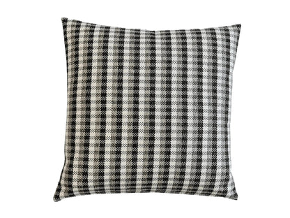 Magnus Woven Pillow Cover - Maple Village Lane