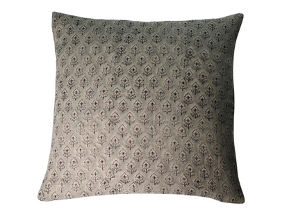 Ivel Pillow Cover