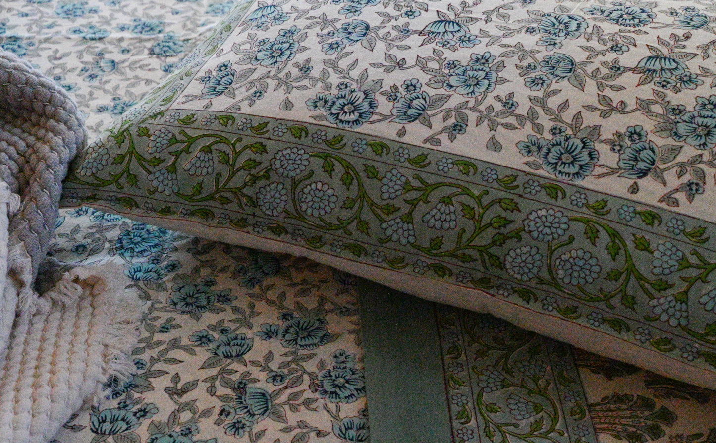 Verdant Charm Bed Sheet Set