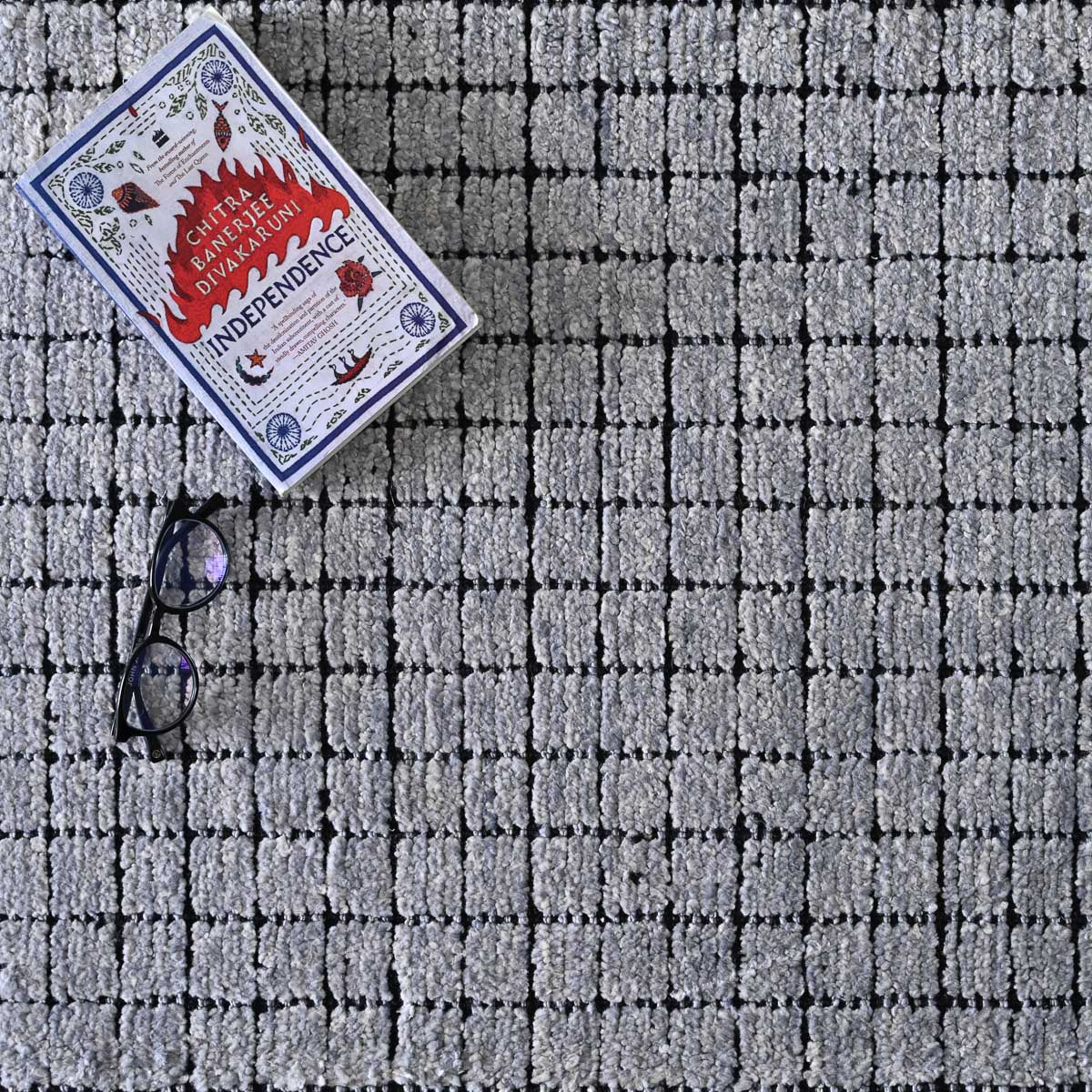 Tobie Bamboo Handloom Rug