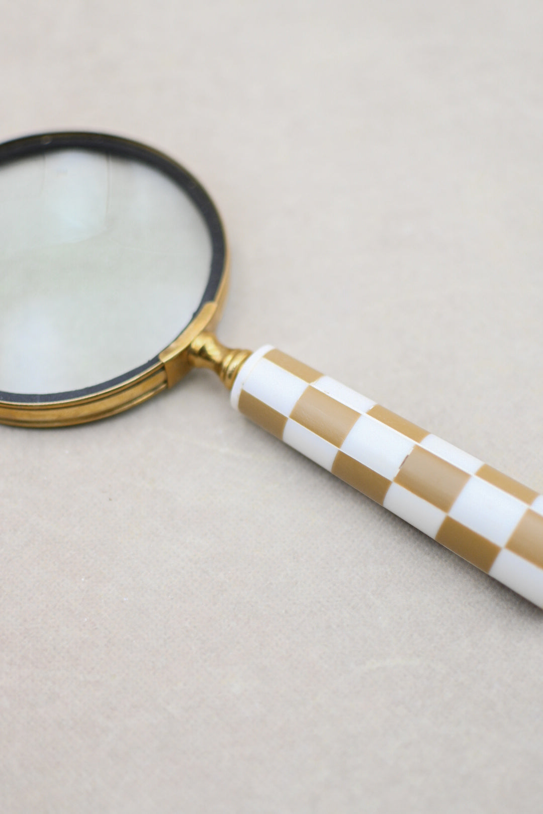 Checkered Magnifying Glass