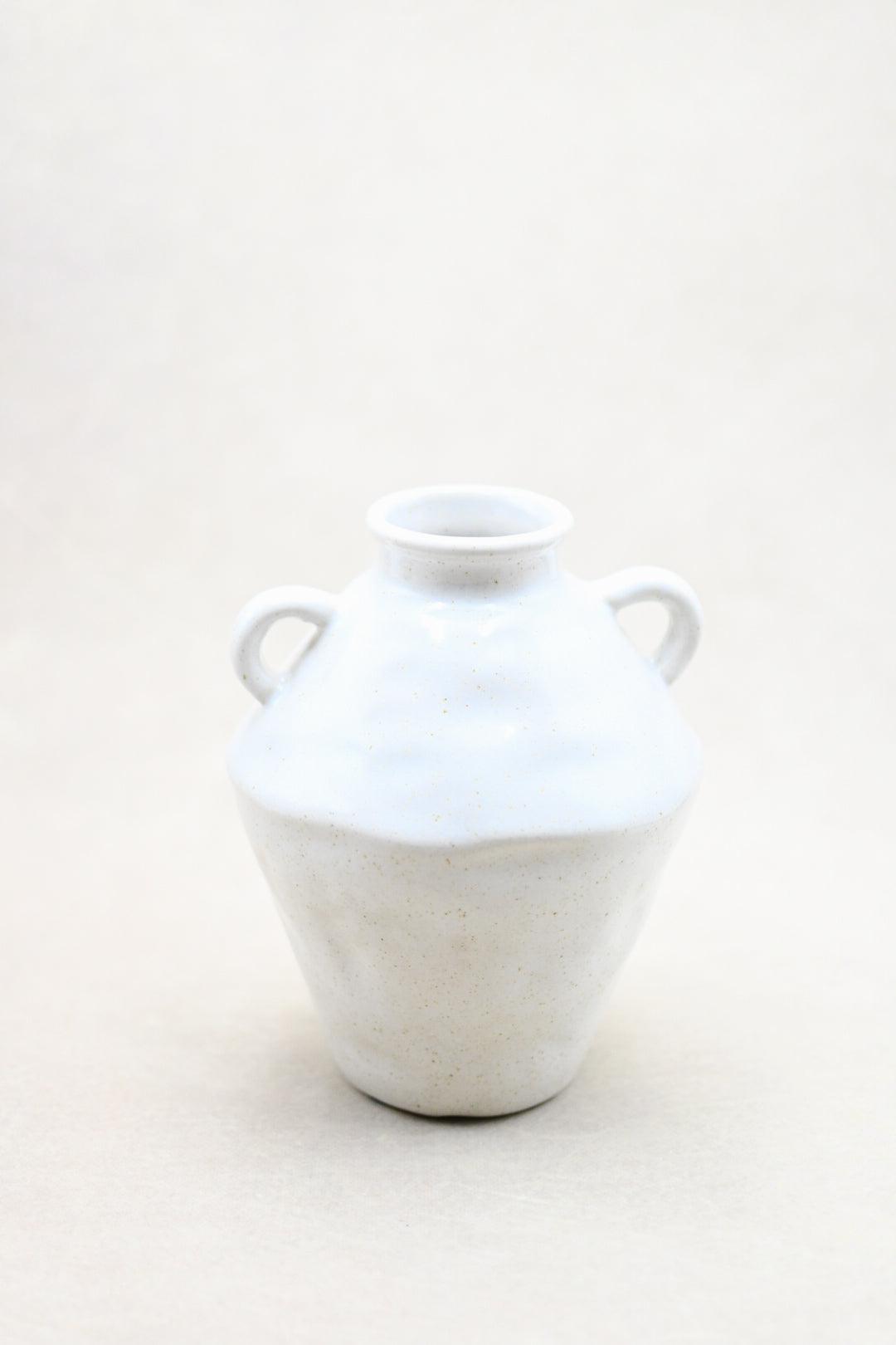 Neutral Handle Vase - Maple Village Lane