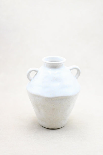 Neutral Handle Vase - Maple Village Lane