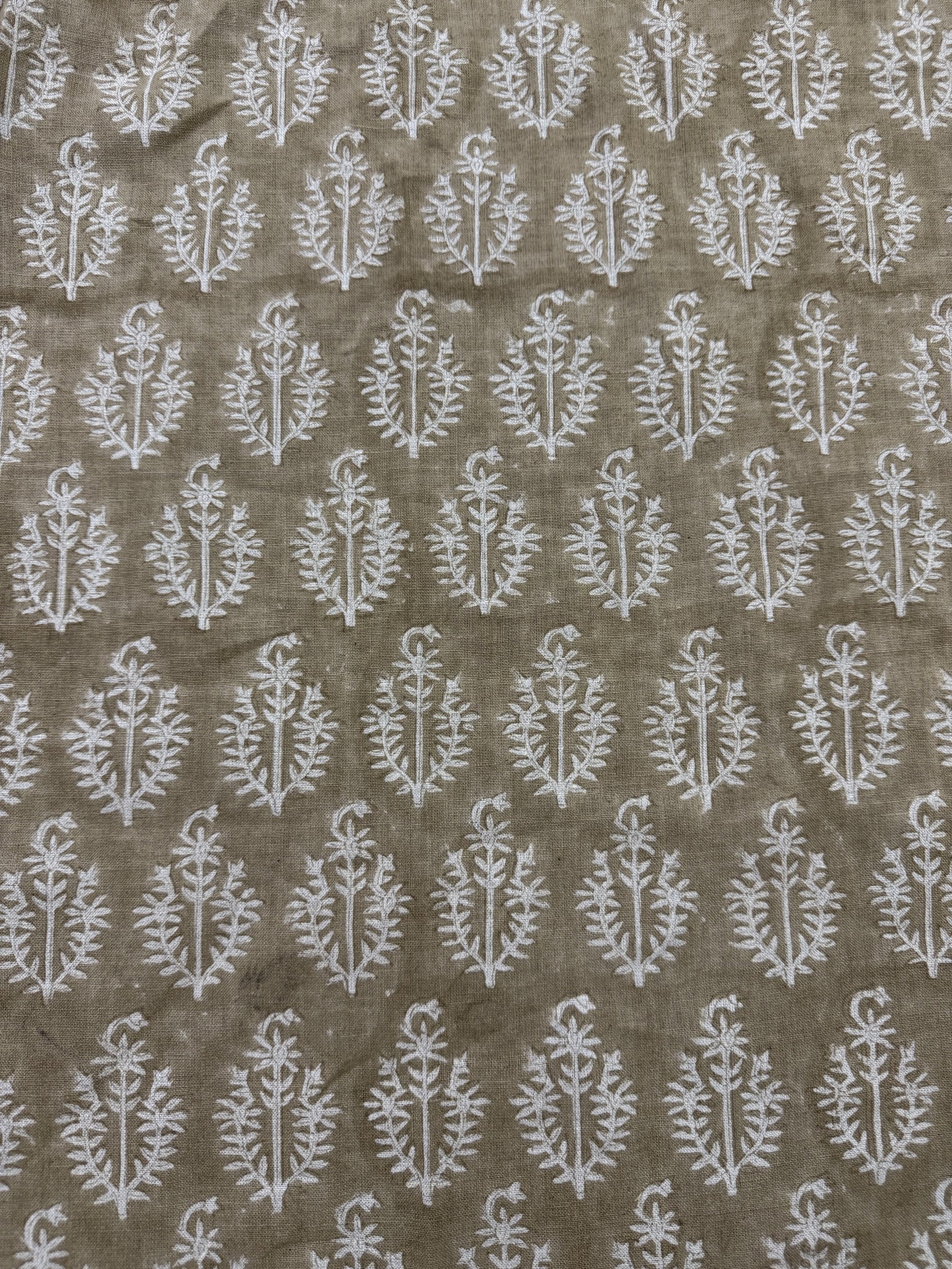 Handloom Linen Fabric