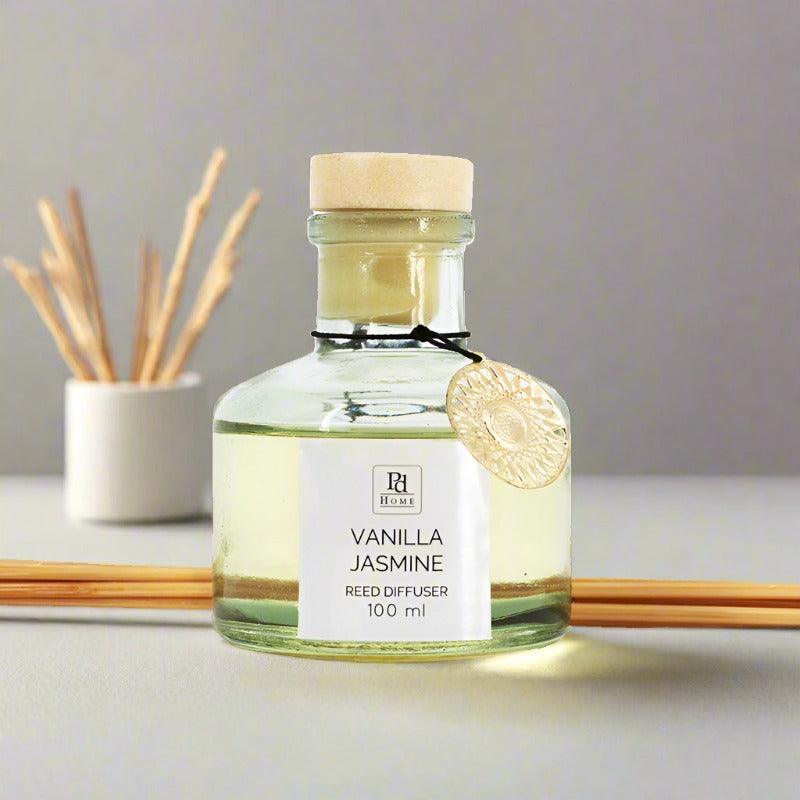 Vanilla Jasmine Reed Diffuser - Maple Village Lane