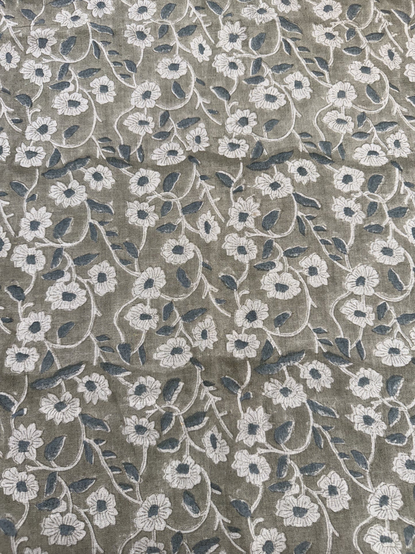 Vera Printed Linen Fabric