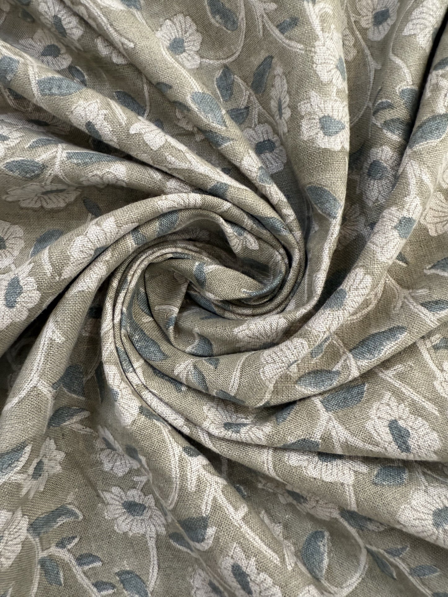 Vera Printed Linen Fabric