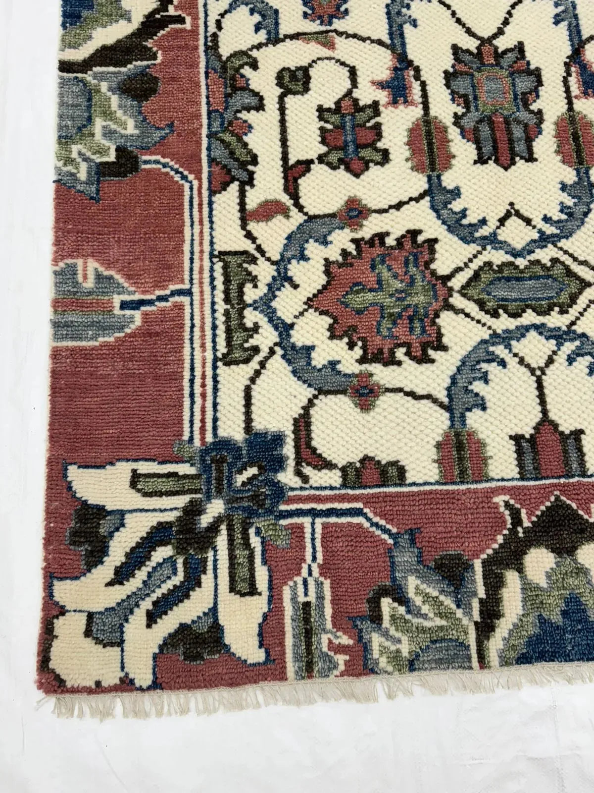 Handmade Oushak Rug - Classic Floral Design