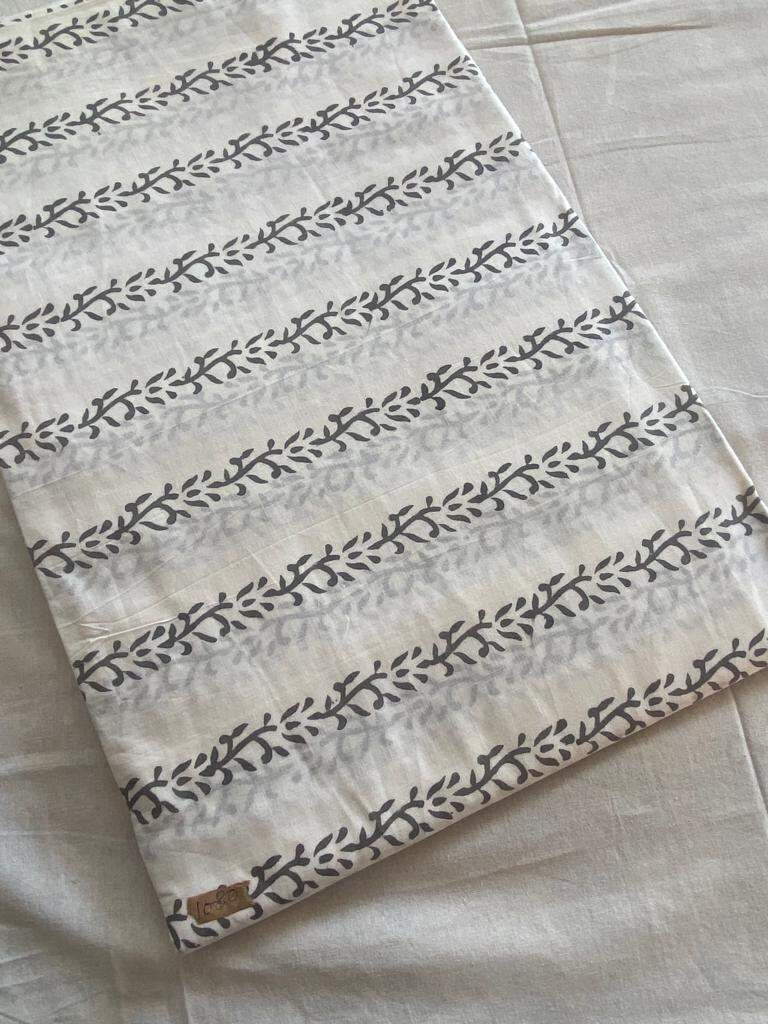 Indian Cotton Block Print Fabric by the Yard -Sewing and Quilting Fabric - Maple Village Lane